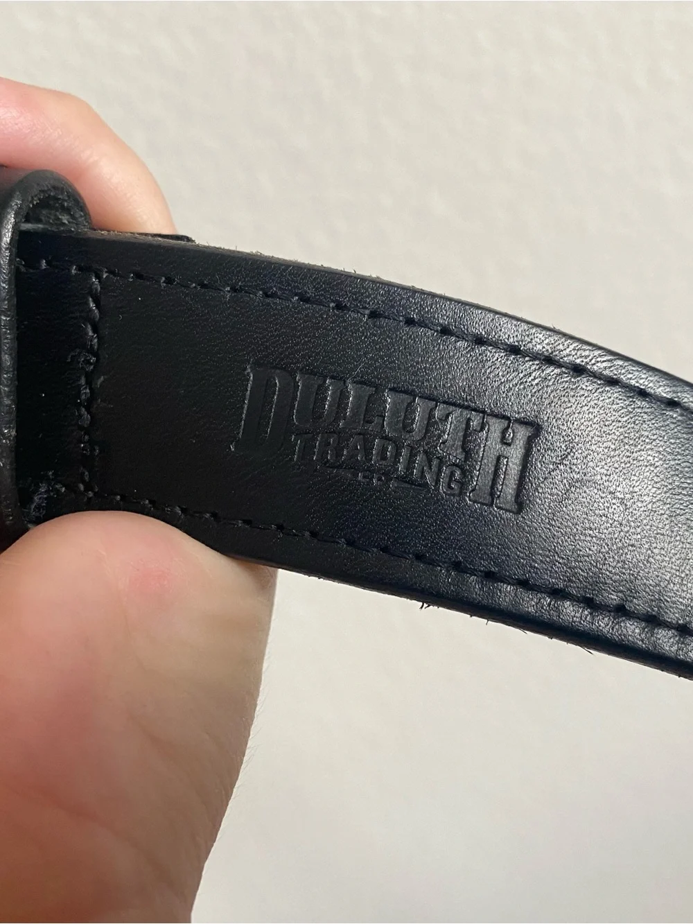 Duluth Trading Company Italian Leather Belt w/brass buckle